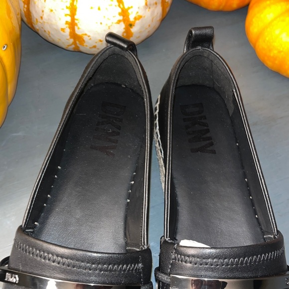 DKNY Women's Myrene Embellished Peep Toe Espadrille Platform Flats sz6.5 NIB - Picture 10 of 15